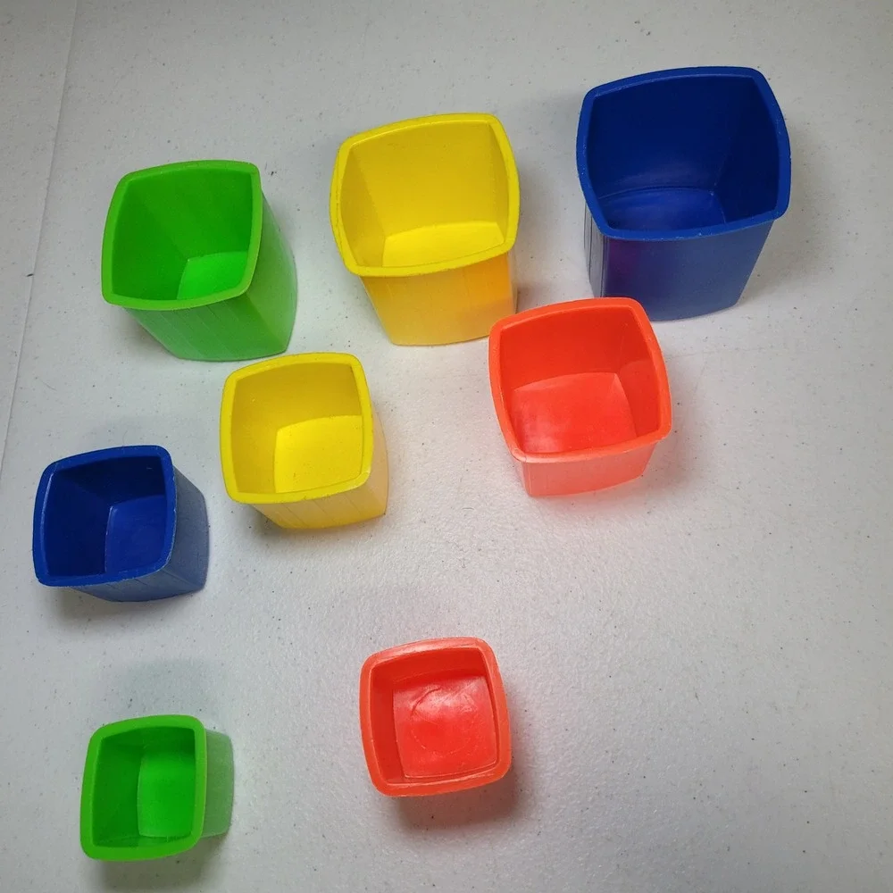 Vintage‎ Plastic Square Stacking Cups Nesting Toy Primary Colors 8 Piece Set